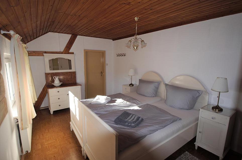 Kastanienhof Apartment Hinterhermsdorf Ngoại thất bức ảnh